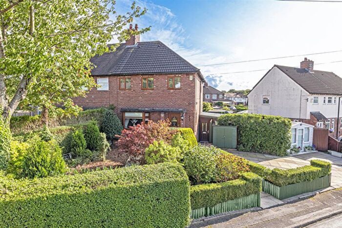 3 Bedroom Semi-Detached House To Rent In Waterside, Stockton Heath, Warrington, WA4