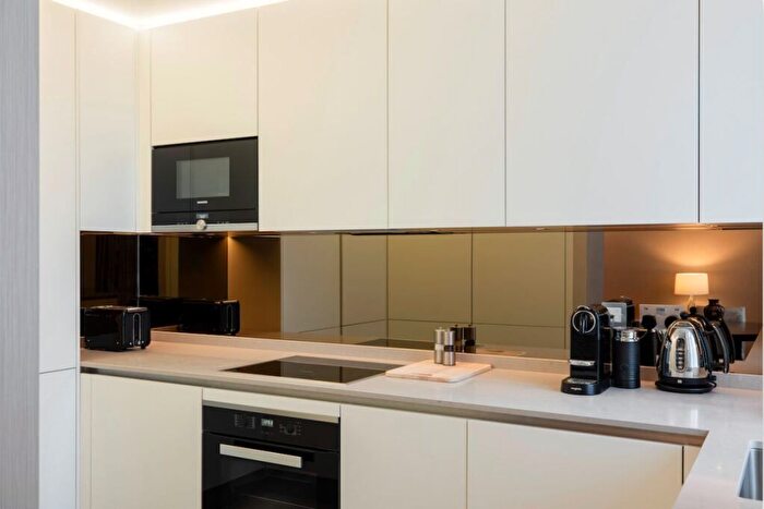 1 Bedroom Flat To Rent In Park Lane, London, W1K