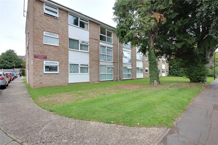 1 Bedroom Flat For Sale In Framfield Court, Queen Annes Gardens, Enfield, EN1