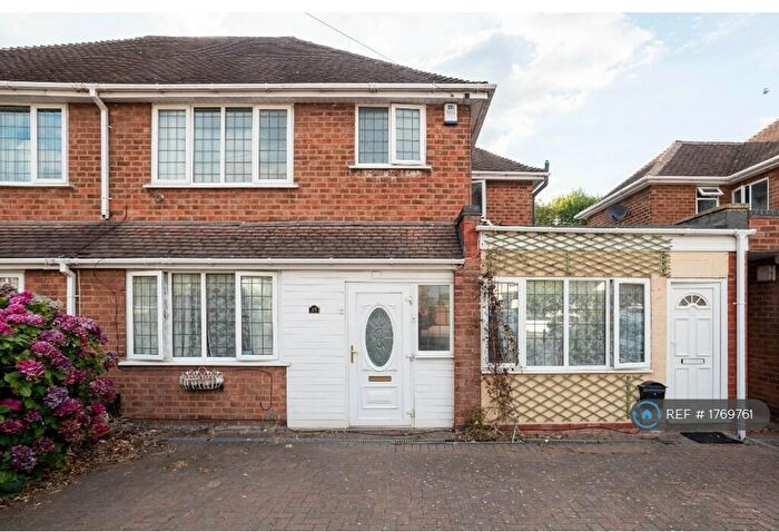 Studio To Rent In Whitehouse Common Road, Sutton Coldfield, B75