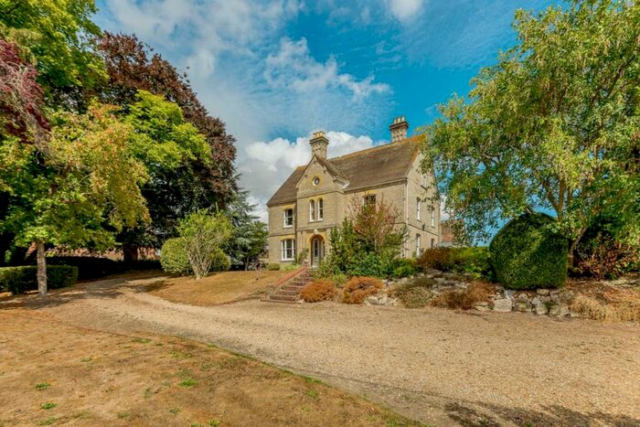 6 Bedroom Detached House For Sale In Warminster Road, South Newton, Salisbury, Wiltshire, SP2