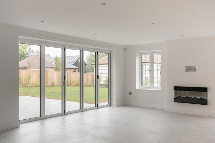 5 Bedroom Detached House For Sale In Little Copse, Astrope, Hertfordshire, HP23