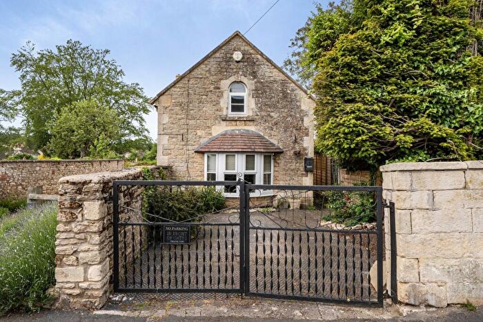 2 Bedroom Coach House For Sale In High Street, Rode, Frome, BA11