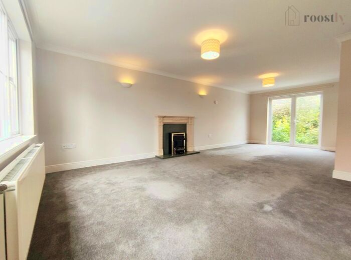 4 Bedroom Detached House To Rent In Cox Road, Wellington, TA21