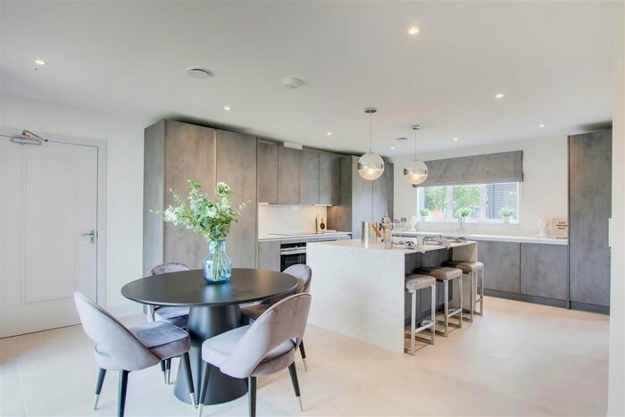 4 Bedroom Detached House For Sale In Meadow View, Northaw House, Coopers Lane, Northaw, EN6