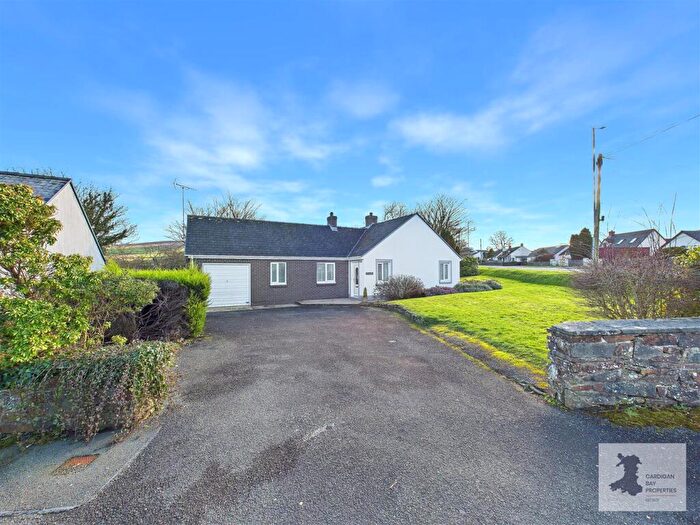 3 Bedroom Detached Bungalow For Sale In Blaenffos, Boncath, SA37