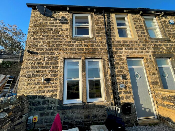 2 Bedroom Property To Rent In Sykes Head, Oakworth, Keighley, BD22