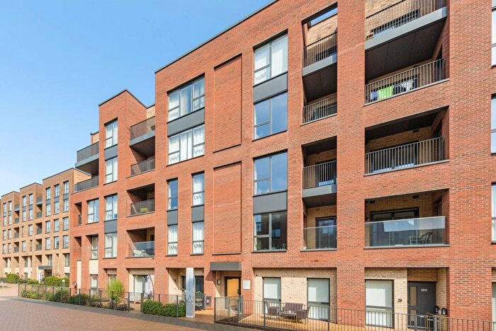 3 Bedroom Flat For Sale In Achill Close, Colindale, London, NW9
