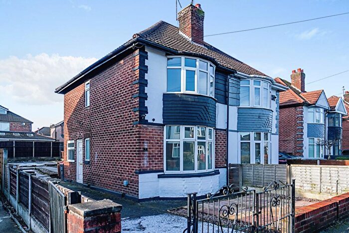 2 Bedroom Semi-Detached House To Rent In The Mead, Salford, Greater Manchester, M5