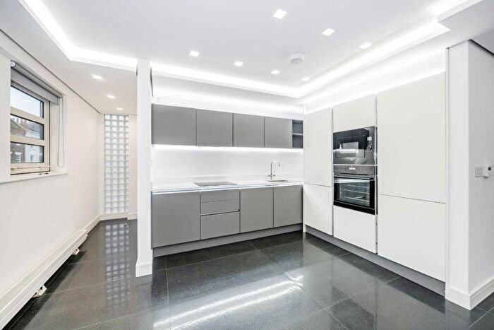 1 Bedroom Flat To Rent In Royal College Street, Camden, NW1
