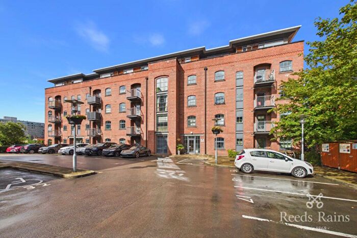 2 Bedroom Apartment For Sale In Chapeltown Street, Manchester, M1
