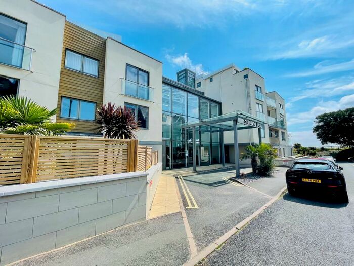 3 Bedroom Flat To Rent In Studland Dene, Studland Road, Alum Chine, BH4