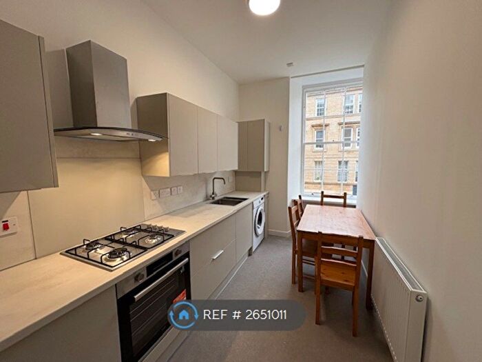 4 Bedroom Flat To Rent In Rose Street, Glasgow, G3
