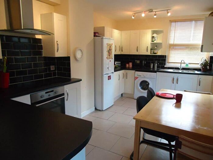4 Bedroom House To Rent In Wellfield Place, Roath, Cardiff, CF24