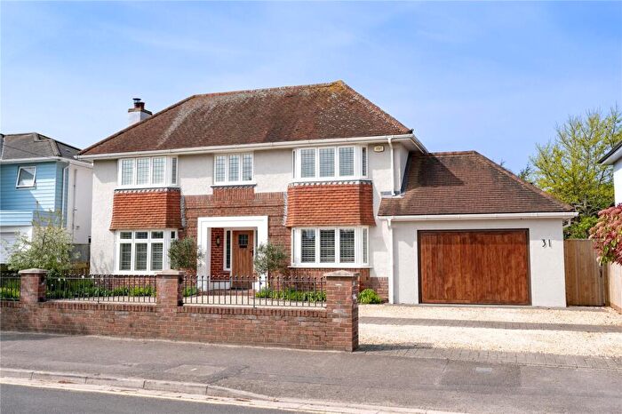 4 Bedroom Detached House For Sale In Southcliffe Road, Friars Cliff, Christchurch, Dorset, BH23