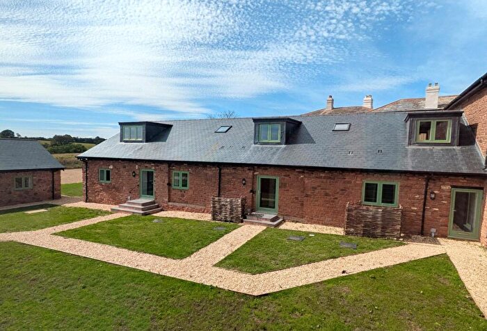 2 Bedroom Barn Conversion For Sale In Broadclyst, Exeter, EX5