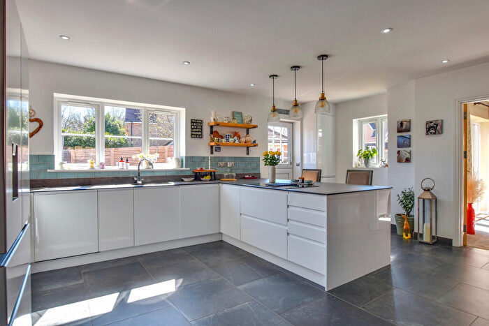 5 Bedroom Detached House For Sale In Gilders Road, Little Canfield, CM6
