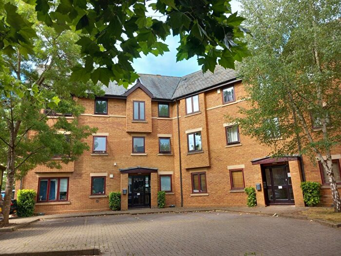 2 Bedroom Apartment To Rent In Paradise Street, Oxford, OX1