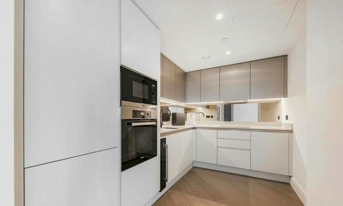 1 Bedroom Flat To Rent In Albert Embankment, Vauxhall, London, SE1