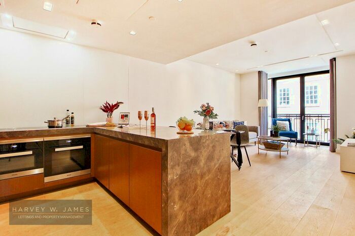 2 Bedroom Flat To Rent In Lincoln Square, Holborn, WC2A
