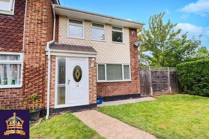 3 Bedroom End Of Terrace House To Rent In Bolney Drive, Eastwood, Leigh-On-Sea, SS9