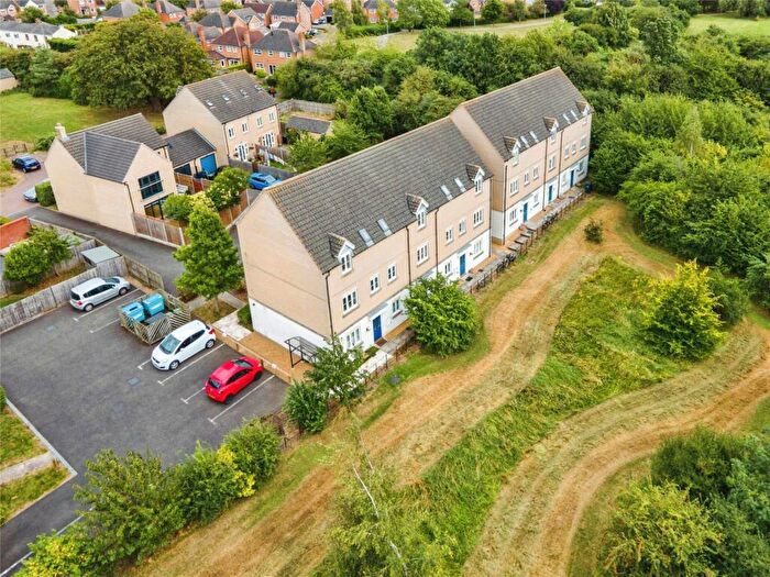 2 Bedroom Flat For Sale In Murfitt Close, Ely, Cambridgeshire, CB6