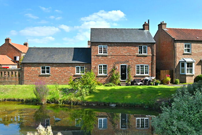 3 Bedroom Detached House For Sale In Watermill Croft, North Stainley, HG4