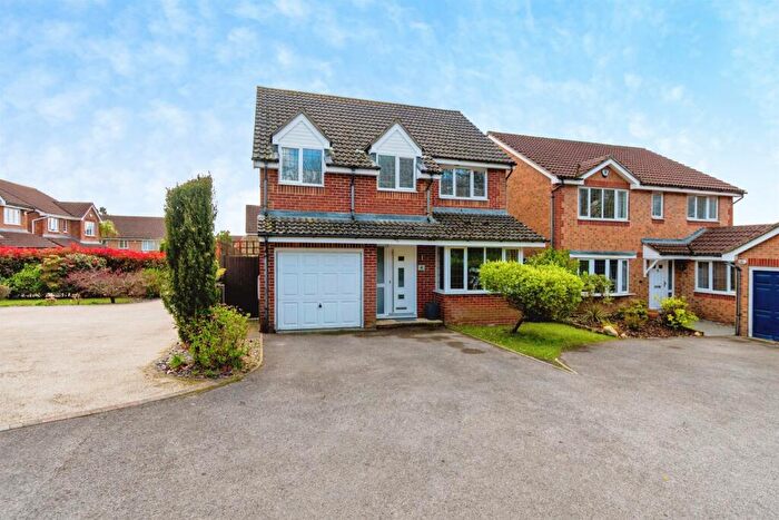 4 Bedroom Detached House For Sale In Lukin Drive, Nursling, Southampton, SO16