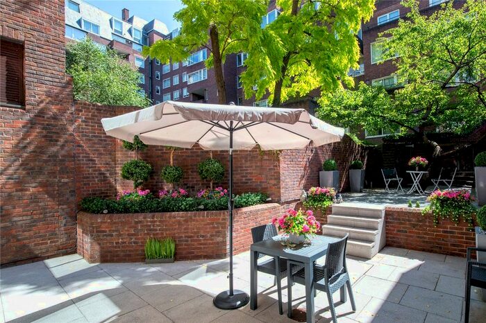 2 Bedroom Flat To Rent In Ebury Street, London, SW1W