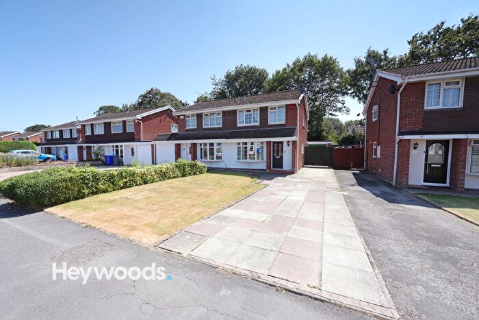 3 Bedroom Semi-Detached House For Sale In Pacific Road, Trentham, Stoke On Trent, ST4