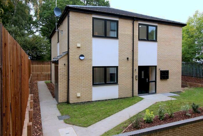 1 Bedroom Apartment To Rent In Sandridge Park, Porters Wood, St Albans, AL3
