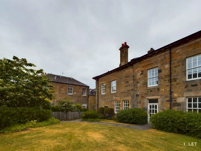 2 Bedroom Flat To Rent In Willowbrae Road, Willowbrae, Edinburgh, EH8