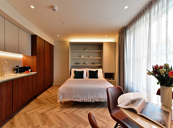 Studio To Rent In Clanricarde Gardens, London, W2