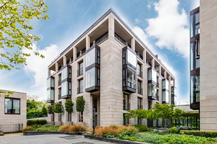 2 Bedroom Apartment To Rent In St Edmunds Terrace, London, NW8