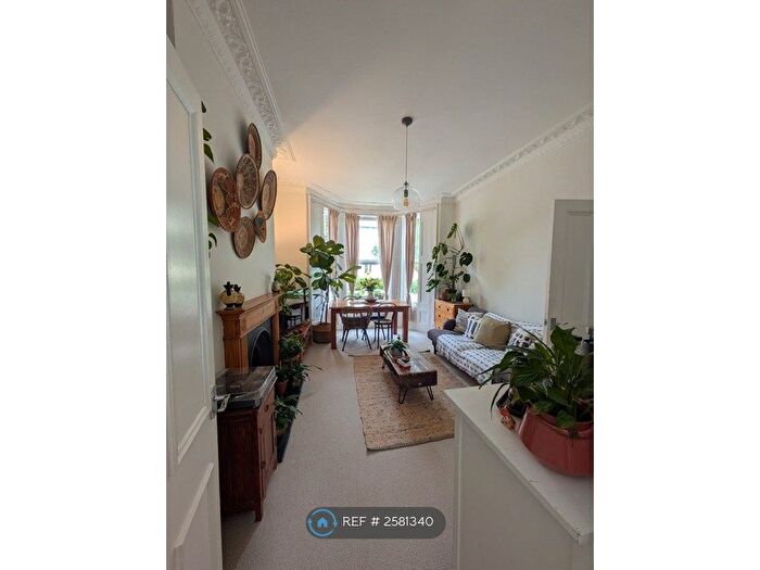 1 Bedroom Flat To Rent In Brackenbury Gardens, London, W6