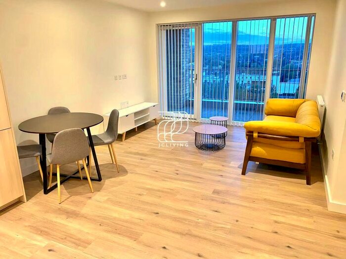 1 Bedroom Flat To Rent In Mary Neuner Rd, London, N8