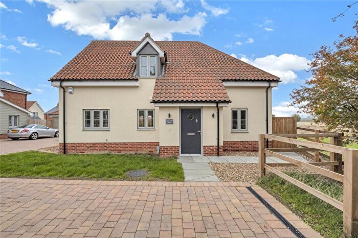 3 Bedroom Detached House For Sale In Ashfield Road, Norton, Bury St. Edmunds, Suffolk, IP31