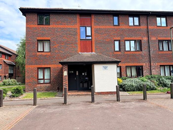 Studio For Sale In Balliol Drive, Didcot, OX11