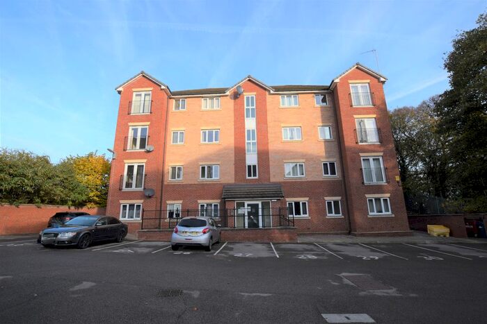 2 Bedroom Flat To Rent In Oakwell Vale, Barnsley S71