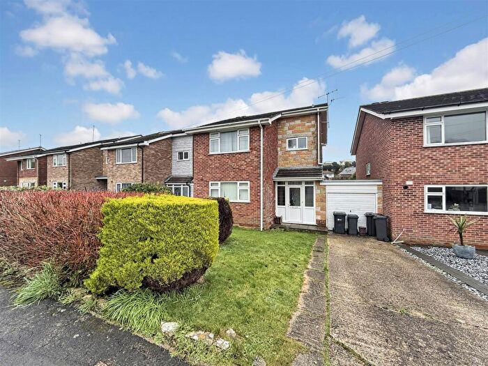 3 Bedroom Link Detached House For Sale In Oakbury Drive, Preston, DT3