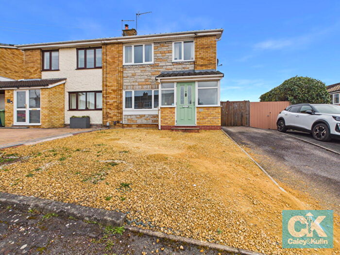 3 Bedroom Semi Detached House For Sale In Trinity Rise, Trinity Fields, Stafford, ST16