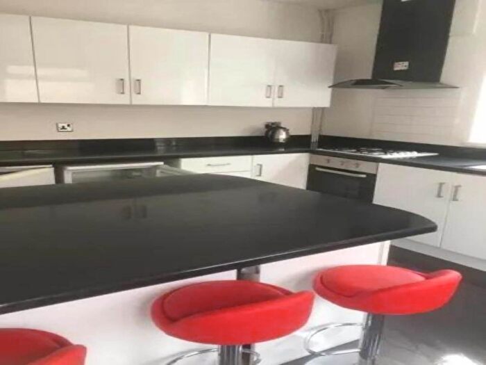 5 Bedroom Property To Rent In Victoria Avenue, Brynmill, Swansea, SA1