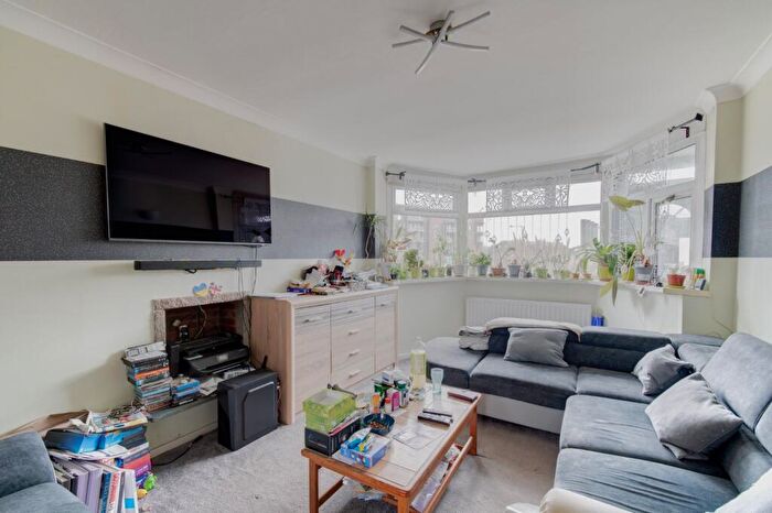 4 Bedroom Detached House For Sale In Olton Road, Shirley, Solihull, West Midlands, B90