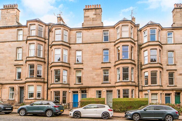 2 Bedroom Flat For Sale In Comely Bank Avenue, Edinburgh, EH4