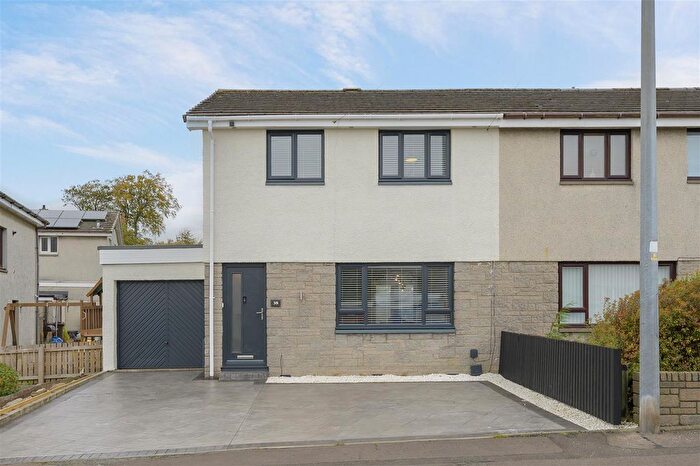 3 Bedroom Semi-Detached House For Sale In Watson Place, Dunfermline, KY12