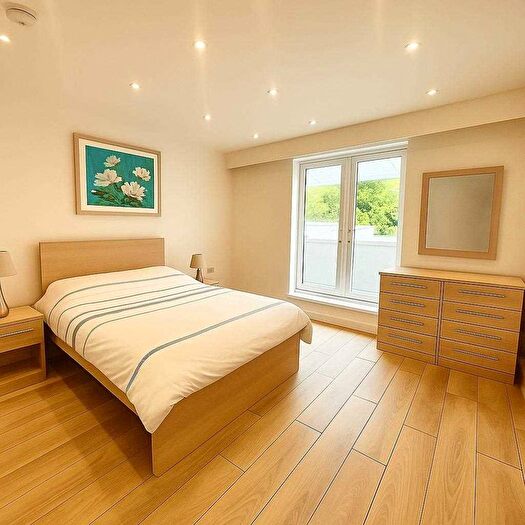 1 Bedroom Flat To Rent In Blenheim Road, Harrow, HA2