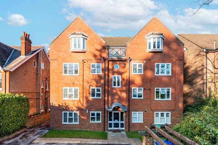 2 Bedroom Apartment To Rent In Mulgrave Road, Belmont, Sutton, SM2