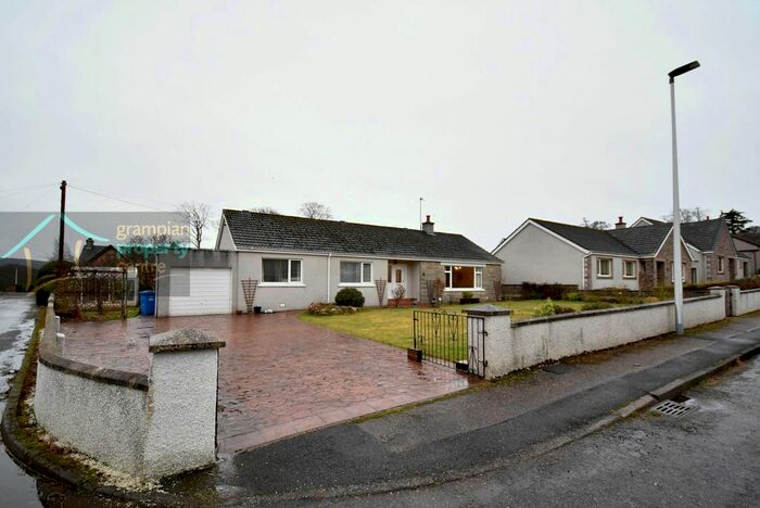 4 Bedroom Detached Bungalow For Sale In Inchberry Place, Fochabers, Morayshire, IV32