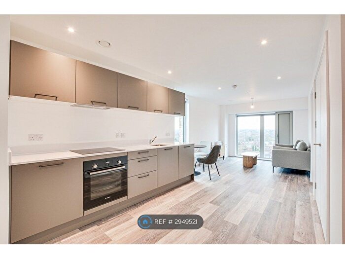 1 Bedroom Flat To Rent In Church Street Place - Eccles, Eccles, Manchester, M30