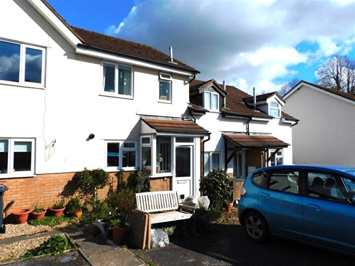 2 Bedroom Terraced House For Sale In Burnham Close, Seaton, EX12